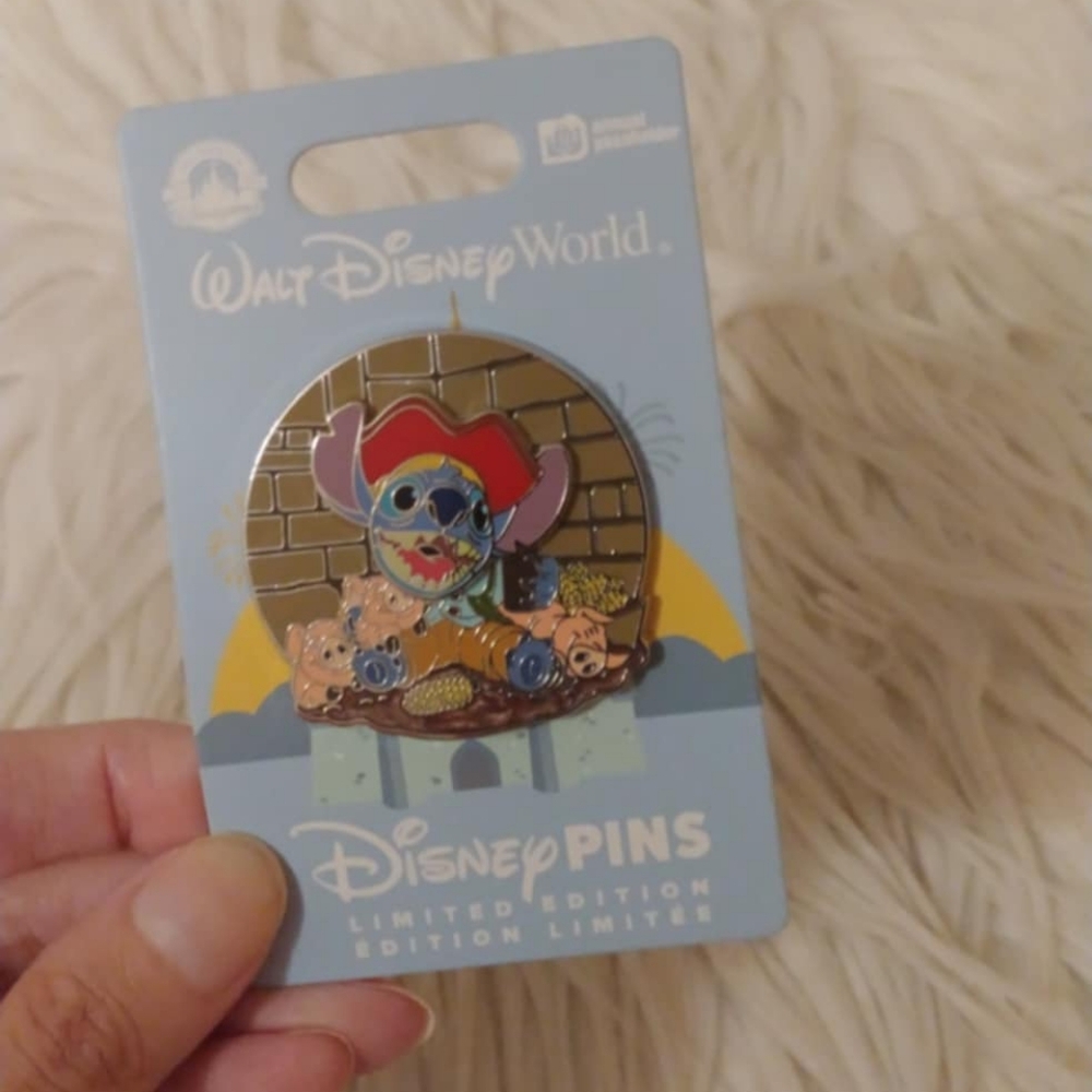 💖FIRM! NWT DISNEY 2024 DISNEY ANNUAL PASSHOLDER QUARTERLY PIN STITCH PIRATES OF